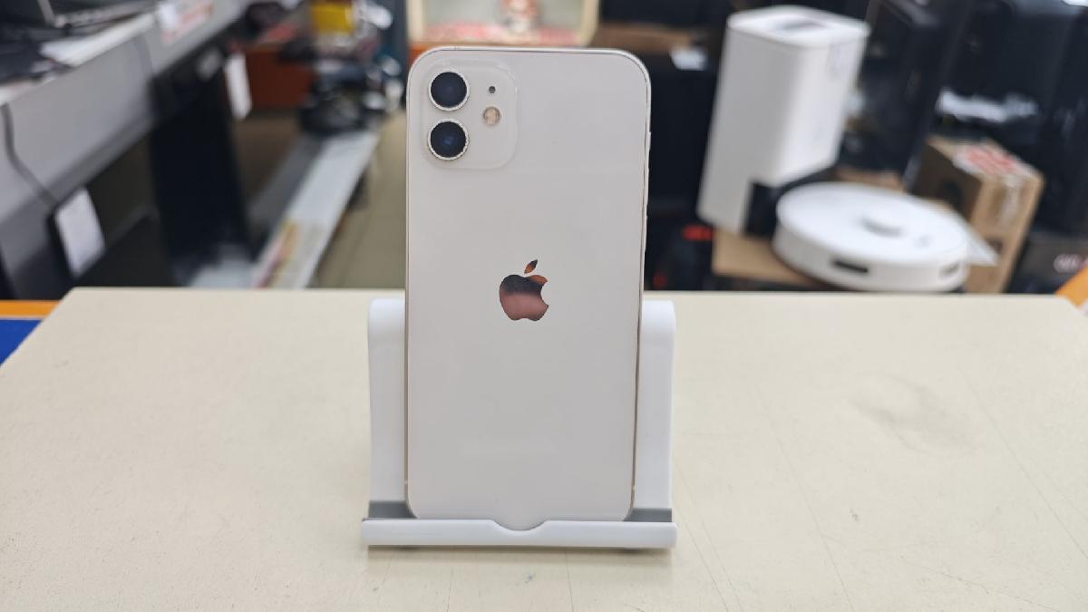 Смартфон Apple iPhone 12 128Gb