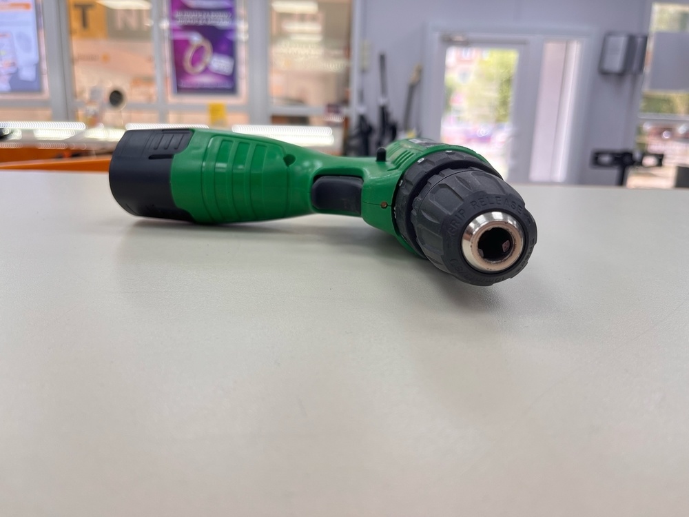 Шуруповерт Oasis Av-12(J);