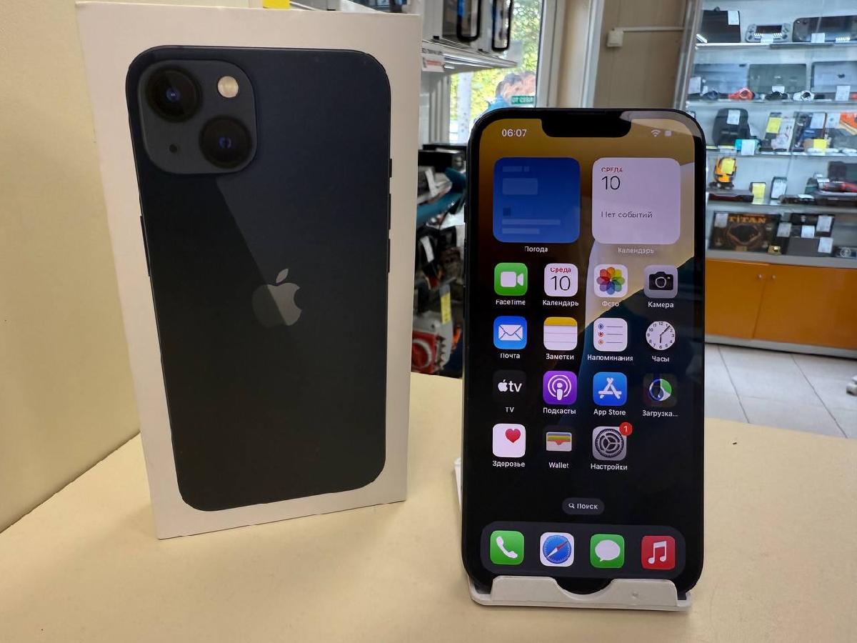 Смартфон Apple iPhone 13 128Gb