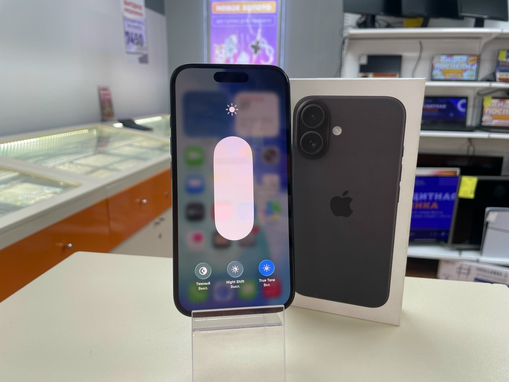 Смартфон Apple Iphone 16 256Gb