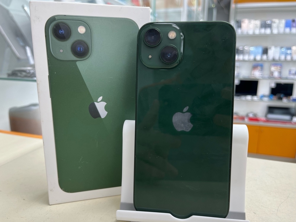 Смартфон Apple iPhone 13 128Gb