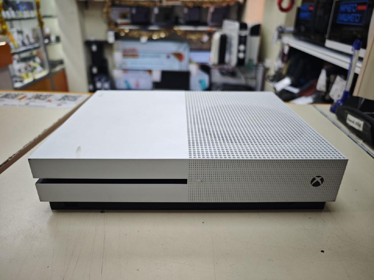 Игровая приставка Xbox One S 1TB