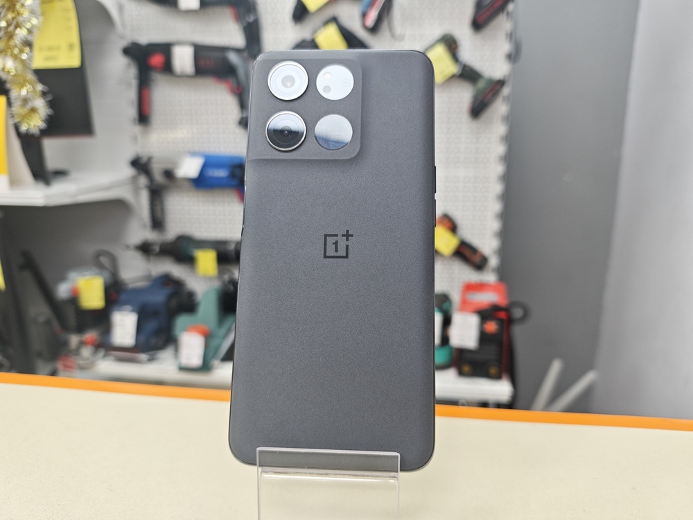 Смартфон OnePlus Ace Racing Edition