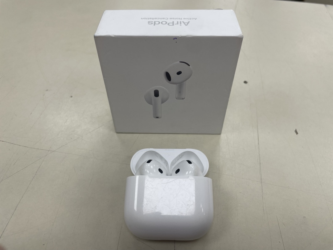 Наушники беспроводные Apple AirPods 4 с ANC