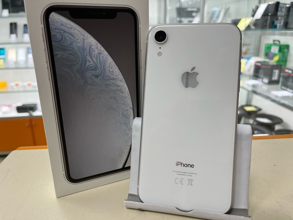 Смартфон Apple iPhone Xr 64Gb