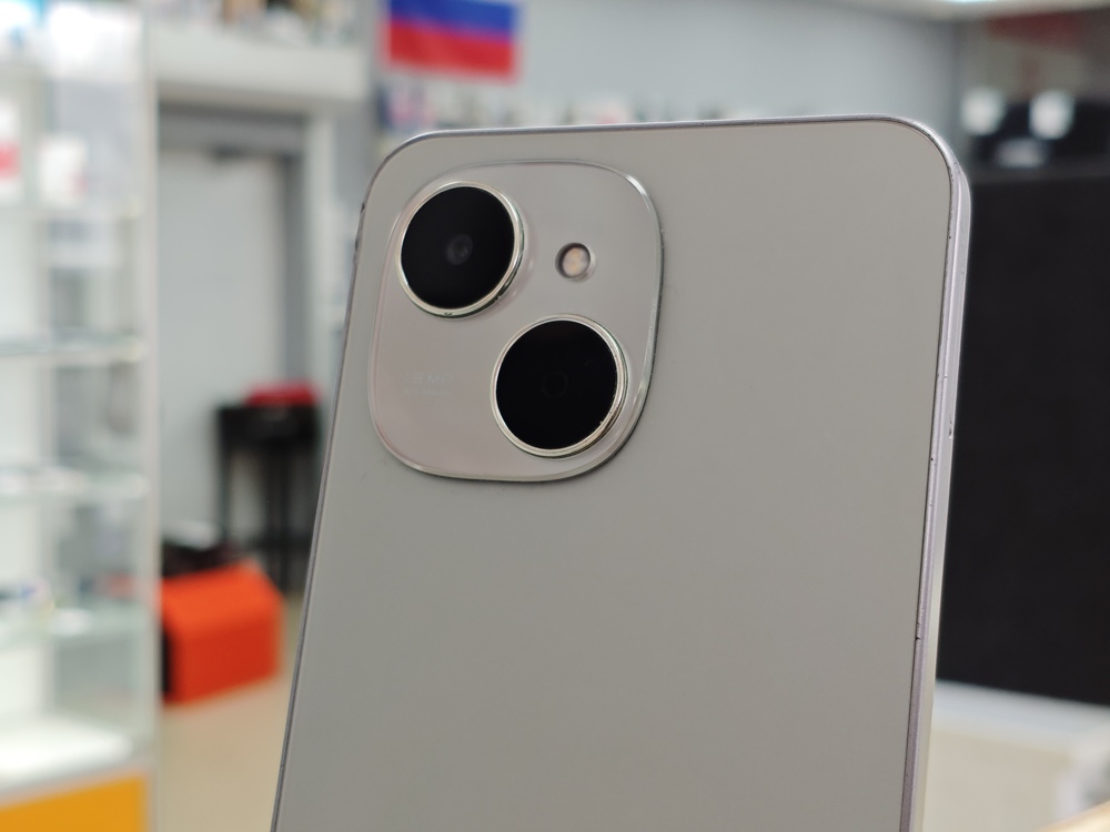 Смартфон Tecno Spark 40C 8/256
