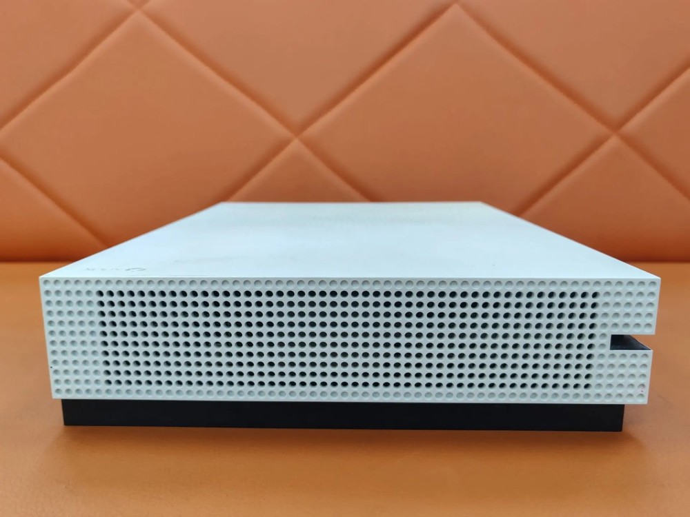 Игровая приставка Xbox One S 500Gb