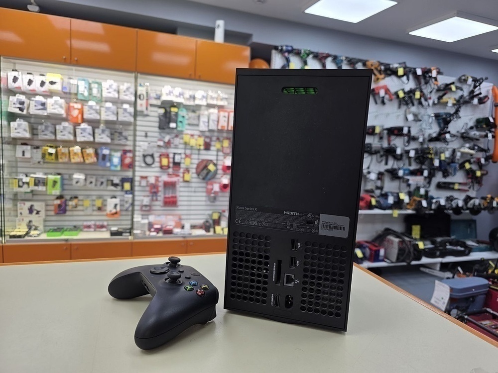 Игровая приставка Xbox Series X 1Tb Игровая приставка Xbox Series X 1Tb