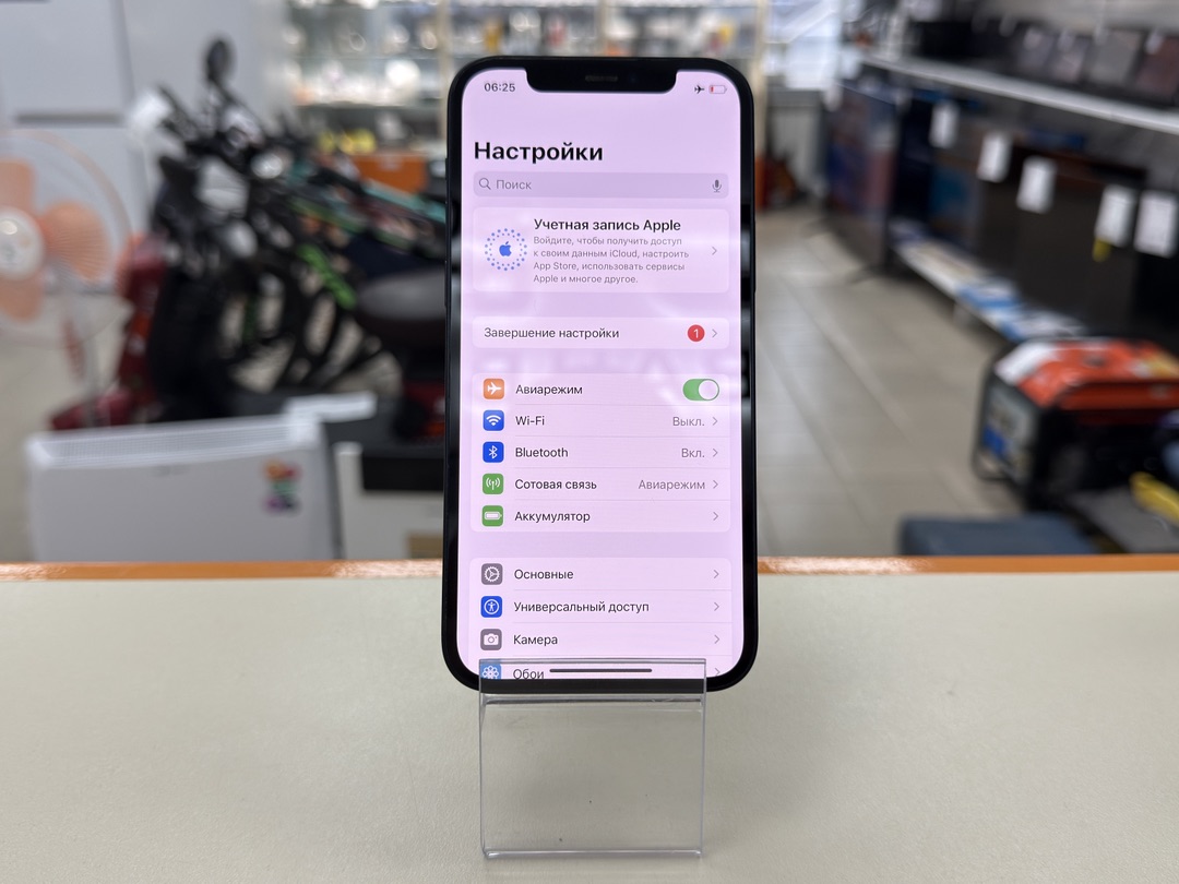 Смартфон Apple iPhone 12 64Gb