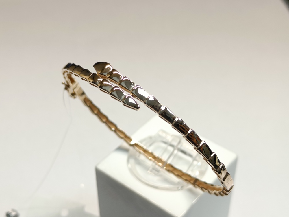 БРАСЛЕТ ЖЕСТКИЙ без камня (Au 585)