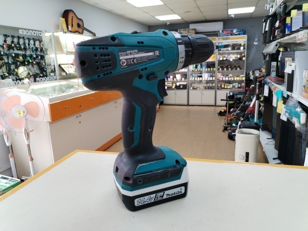 Шуруповерт Makita DF347D