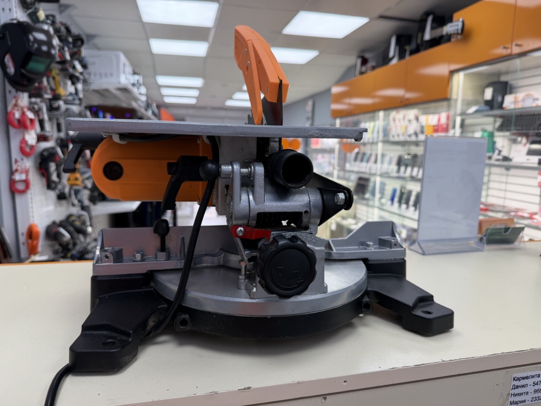 Торцовочная пила Вихрь ПТ-210К