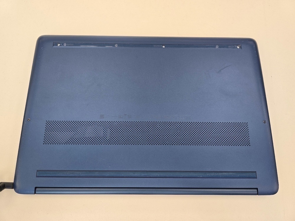 Ноутбук HP 15S-EQ2014UR; Ryzen 5-5500U, Radeon, 8 Гб, 512 GB, Нет