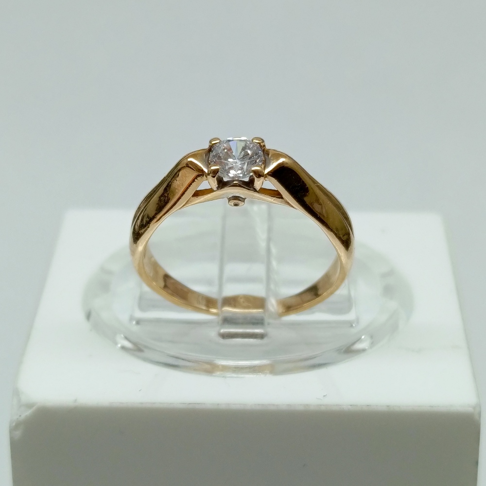 КОЛКМ585 КОЛЬЦО С КАМНЕМ (Au 585)