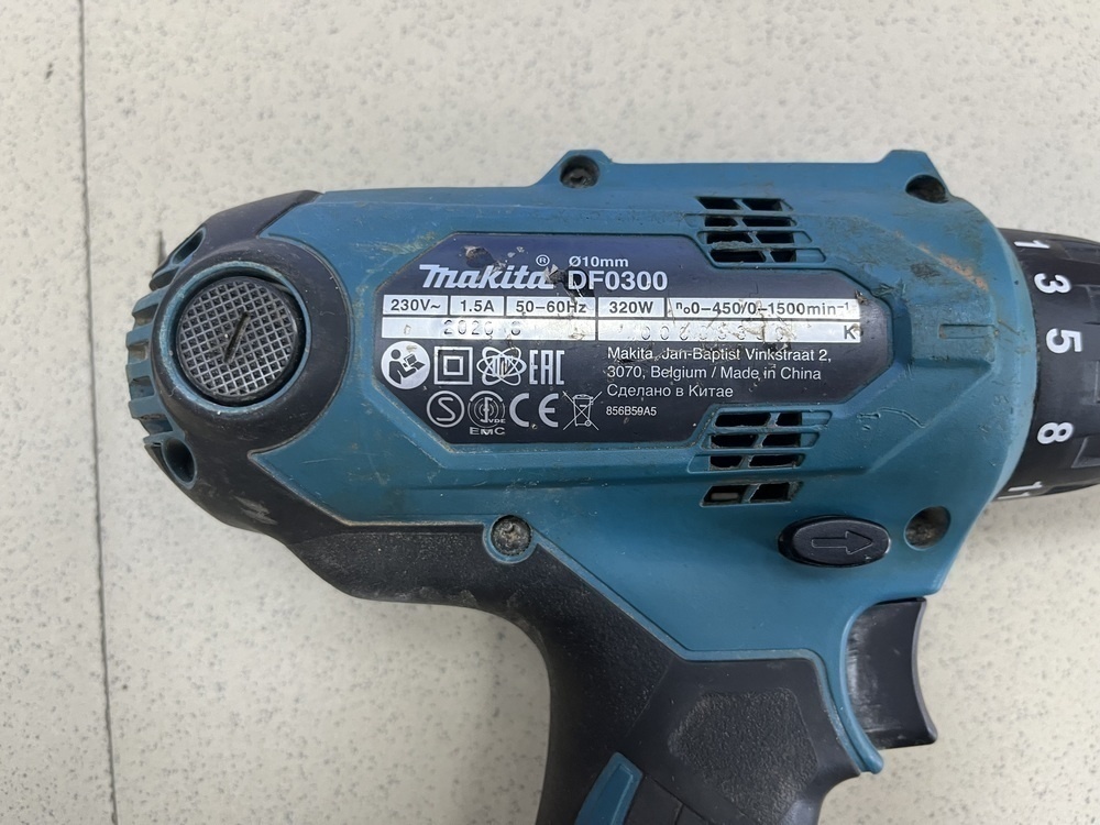 Шуруповерт Makita DF0300