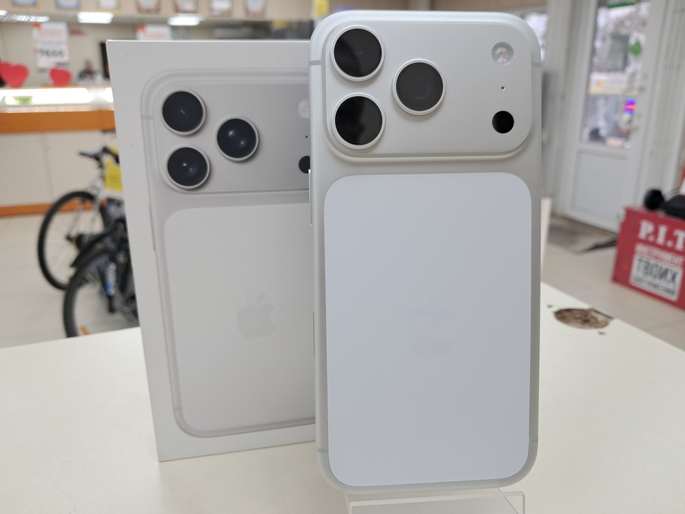 Смартфон Apple Iphone 17 Pro 256Gb eSim