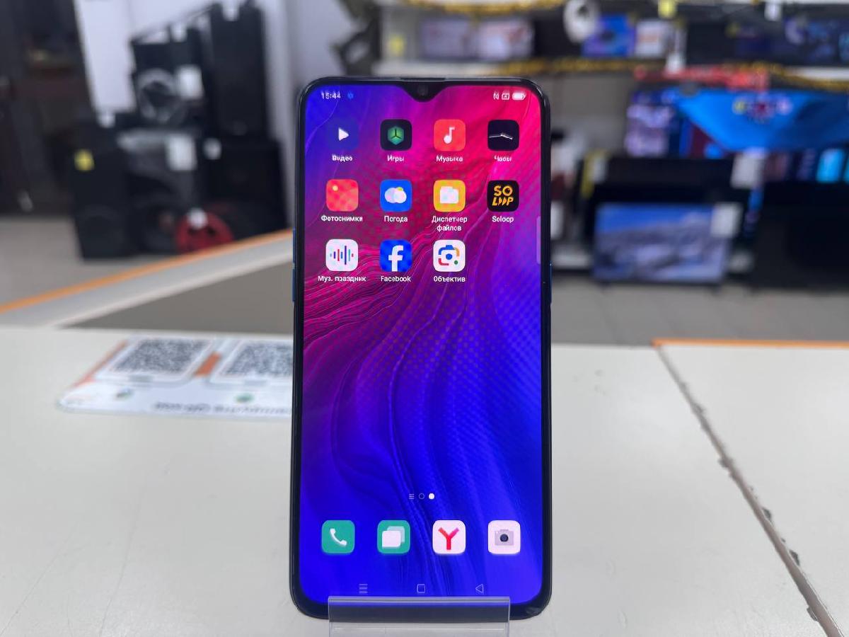 Смартфон Oppo RENO Z 4/128
