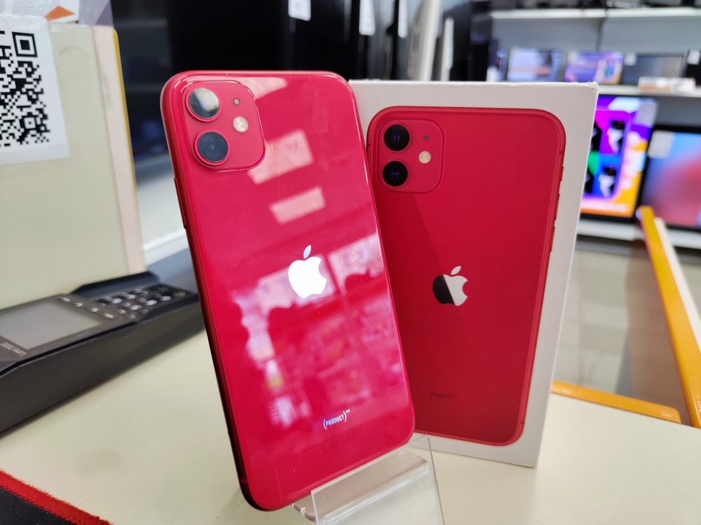 Смартфон Apple iPhone 11 64Gb
