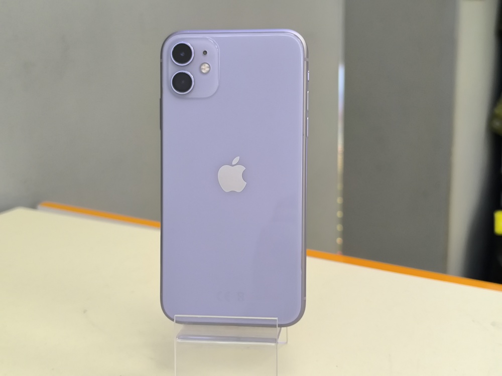 Смартфон Apple iPhone 11 64Gb