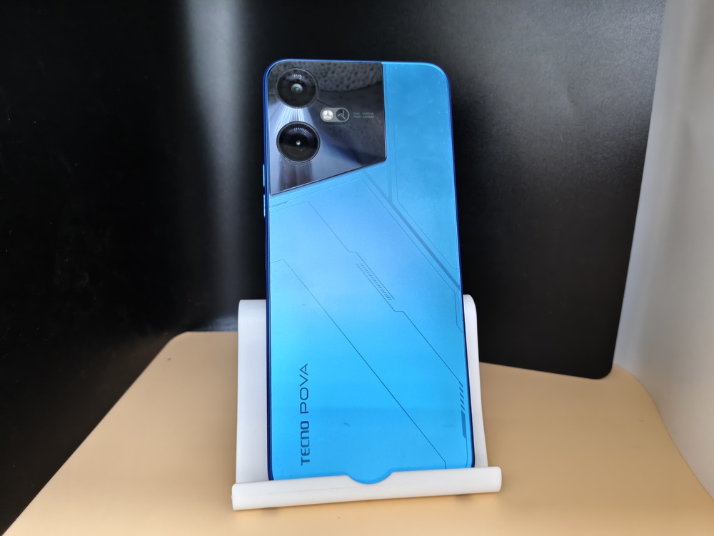 Смартфон Tecno Pova Neo 3 8/128