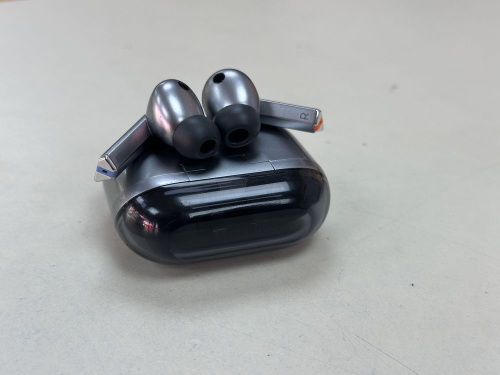 Наушники беспроводные Samsung Galaxy Buds 3 Pro