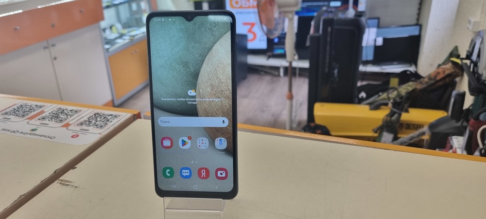 Смартфон Samsung Galaxy A12 4/64