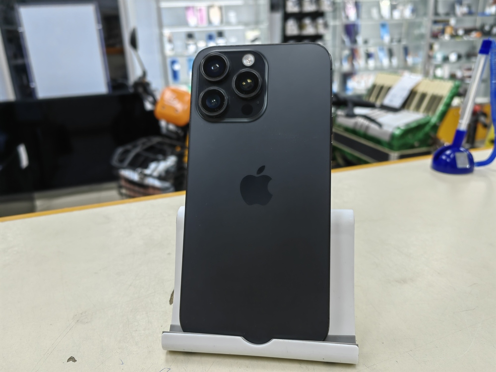 Смартфон Apple iPhone 15 Pro Max 256Gb
