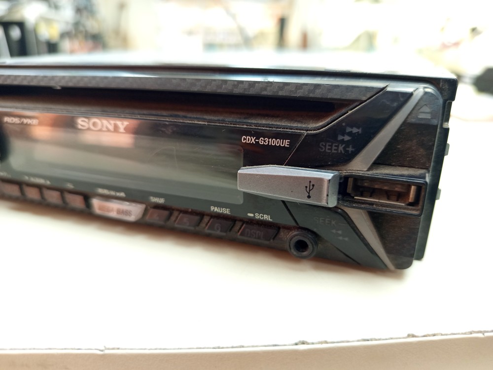 Автомагнитола SONY CDX-G3100UE