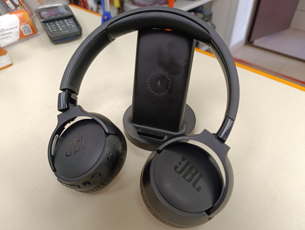 Наушники беспроводные JBL Tune 670NC
