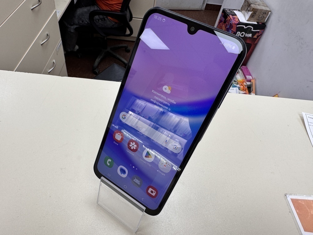 Смартфон Samsung Galaxy A15 4/128