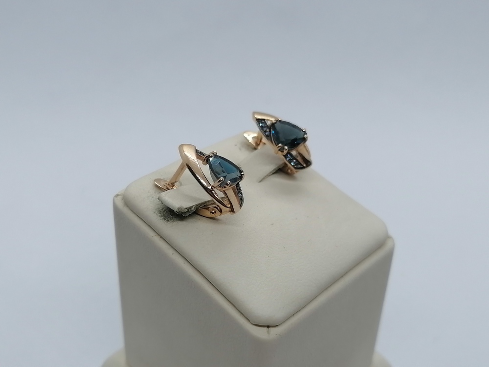 СКМИ585 СЕРЬГИ С КАМНЯМИ (Au 585)
