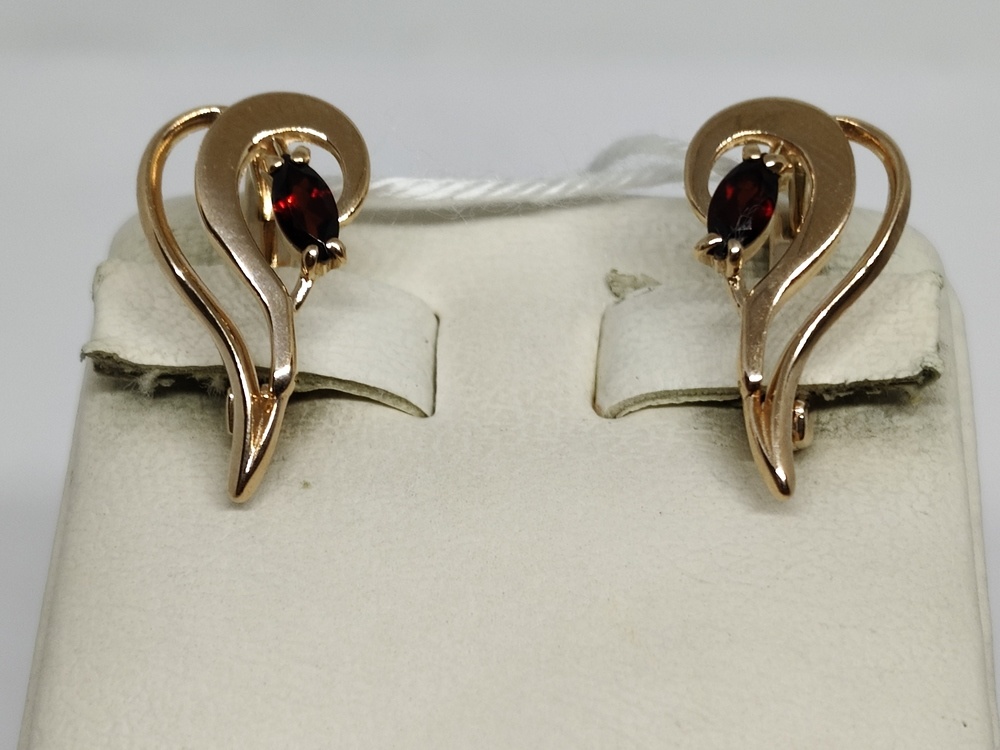 СКМ585 СЕРЬГИ С КАМНЕМ (Au 585)