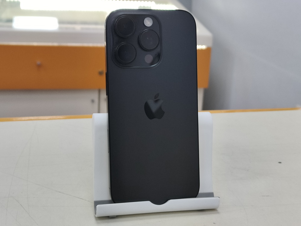 Смартфон Apple Iphone 16 Pro 128Gb