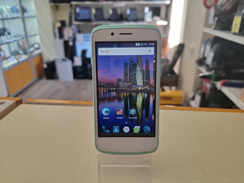 Смартфон Digma VOX G500 3G