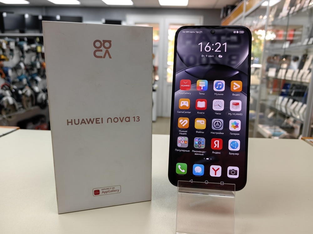 Смартфон Huawei Nova 13 12/256