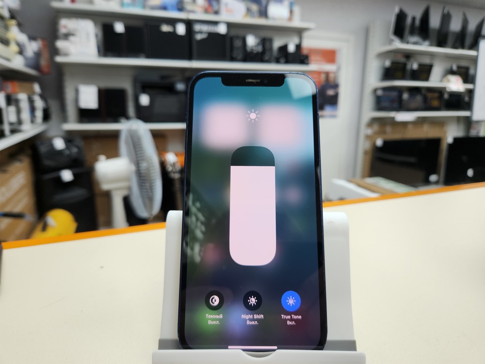 Смартфон Apple iPhone 12 64Gb
