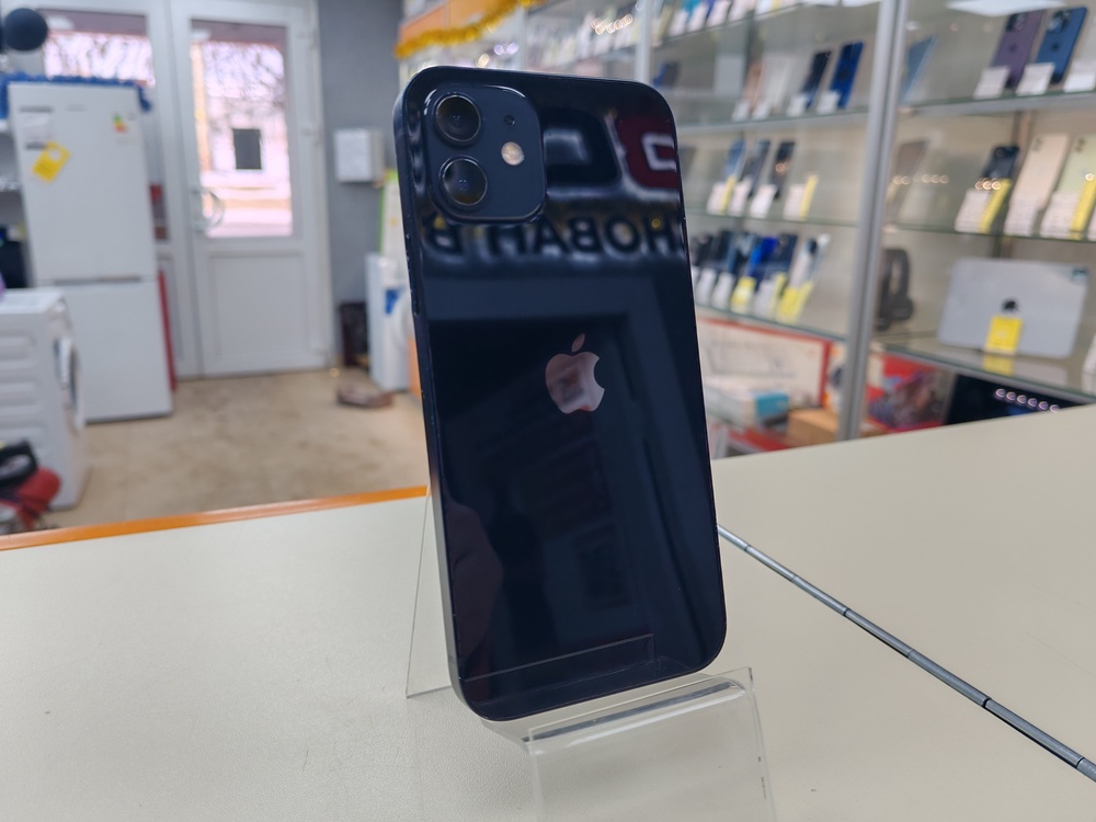 Смартфон Apple iPhone 12 64Gb