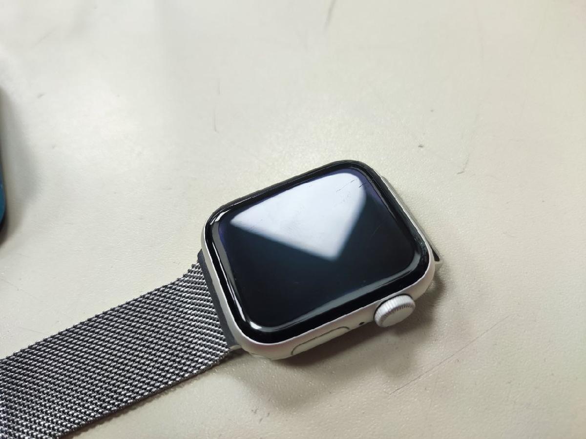 Смарт-часы Apple Watch SE 2022 40mm