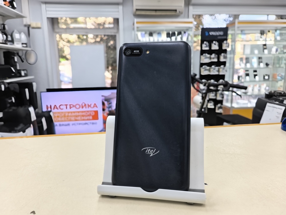 Смартфон Itel A25