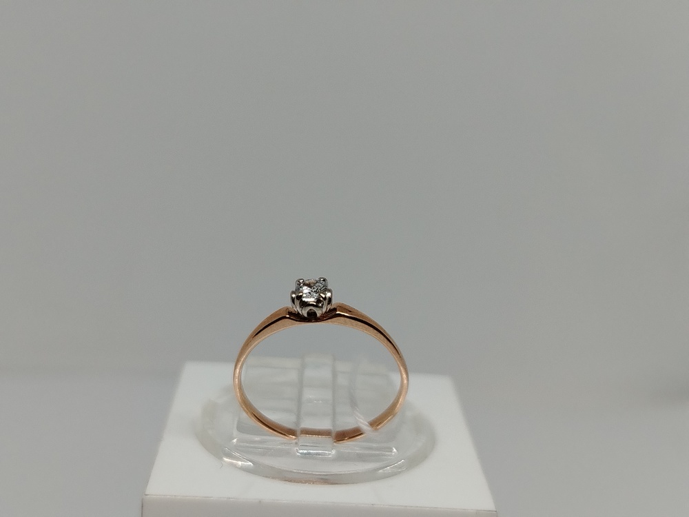 КОЛКМ375 КОЛЬЦО С КАМНЕМ (Au 375)