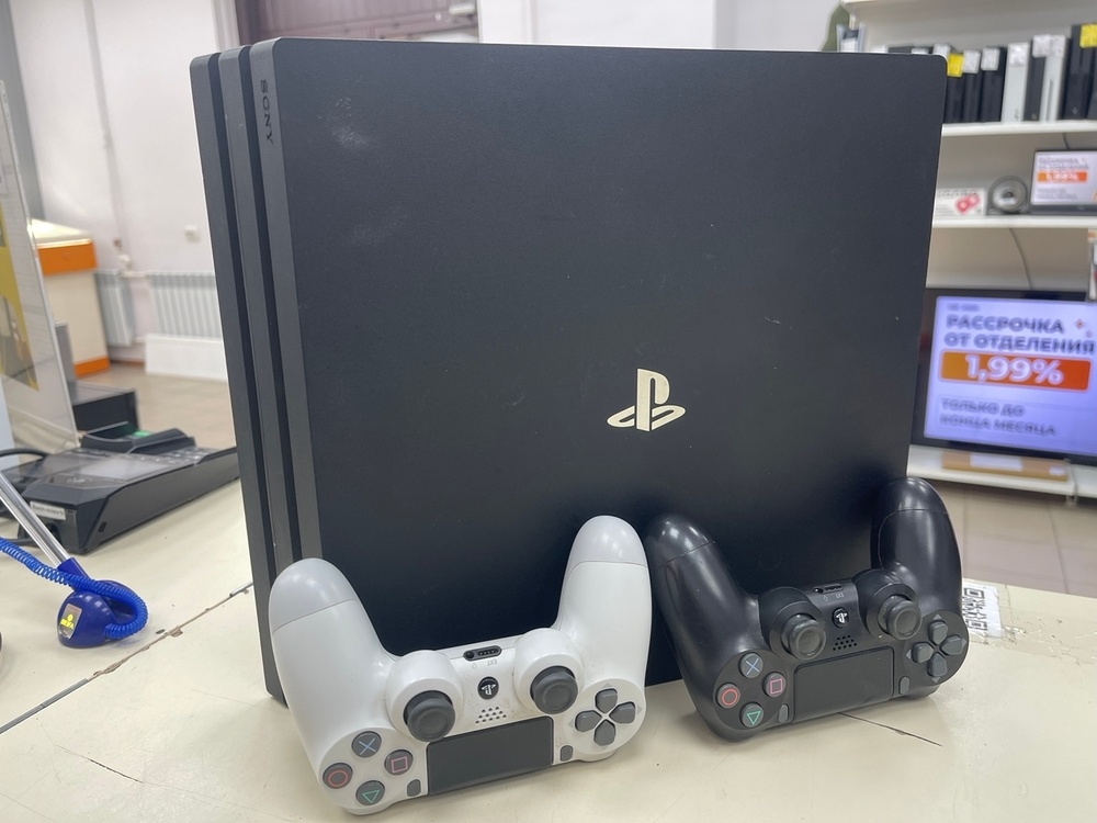 Игровая приставка PlayStation 4 Pro 1Tb