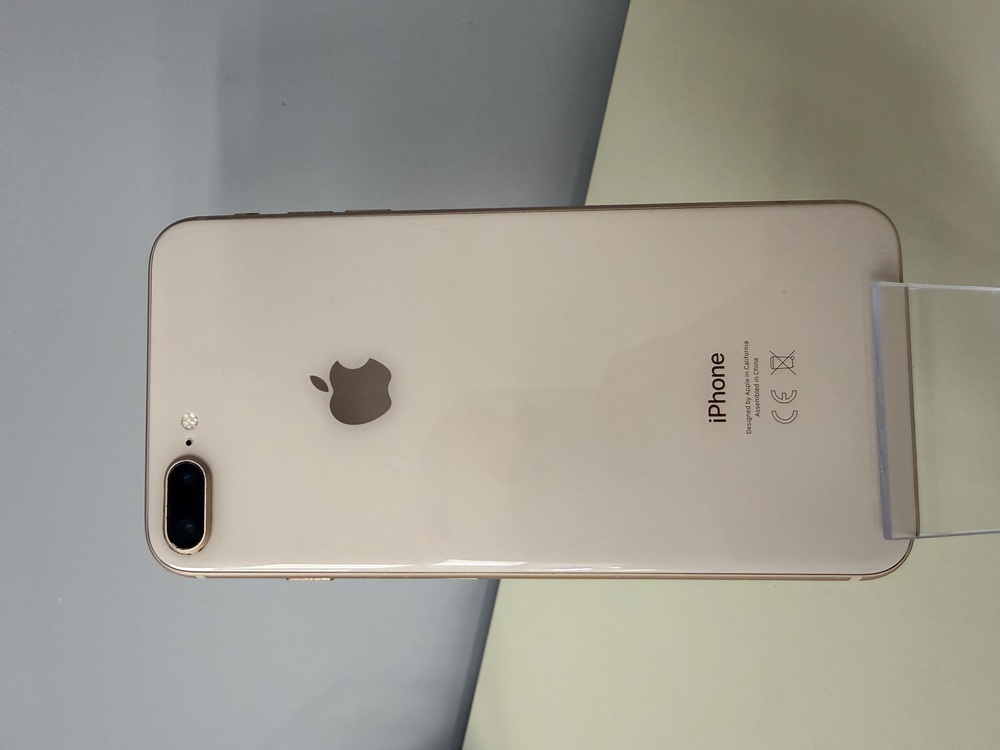 Смартфон Apple iPhone 8 Plus 128Gb