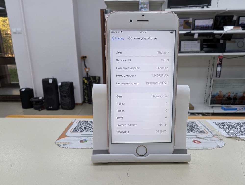Смартфон Apple iPhone 6S 64Gb