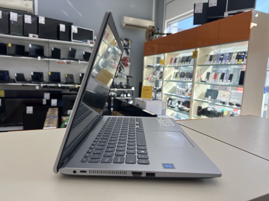 Ноутбук ASUS D540M; Pentium N5000, Intel UHD Graphics 605, 4 Гб, 128 Гб, Нет
