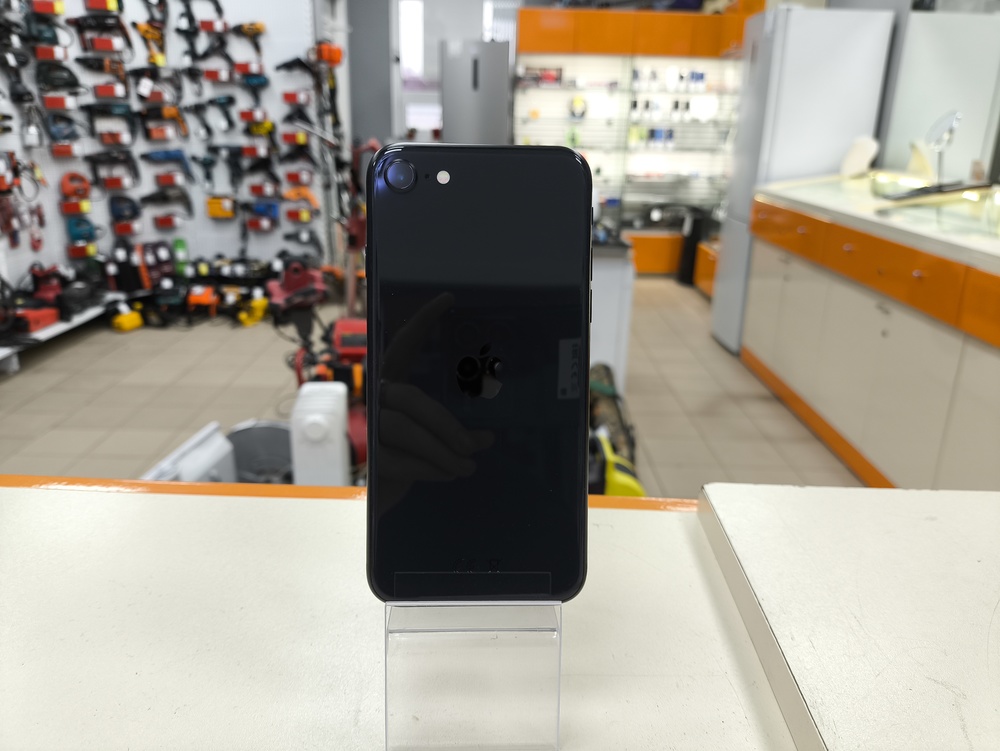 Смартфон Apple iPhone SE 2020 64Gb
