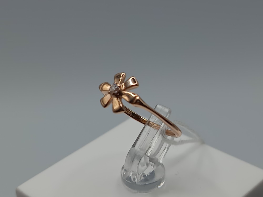 КОЛКМ585 КОЛЬЦО С КАМНЕМ (Au 585)