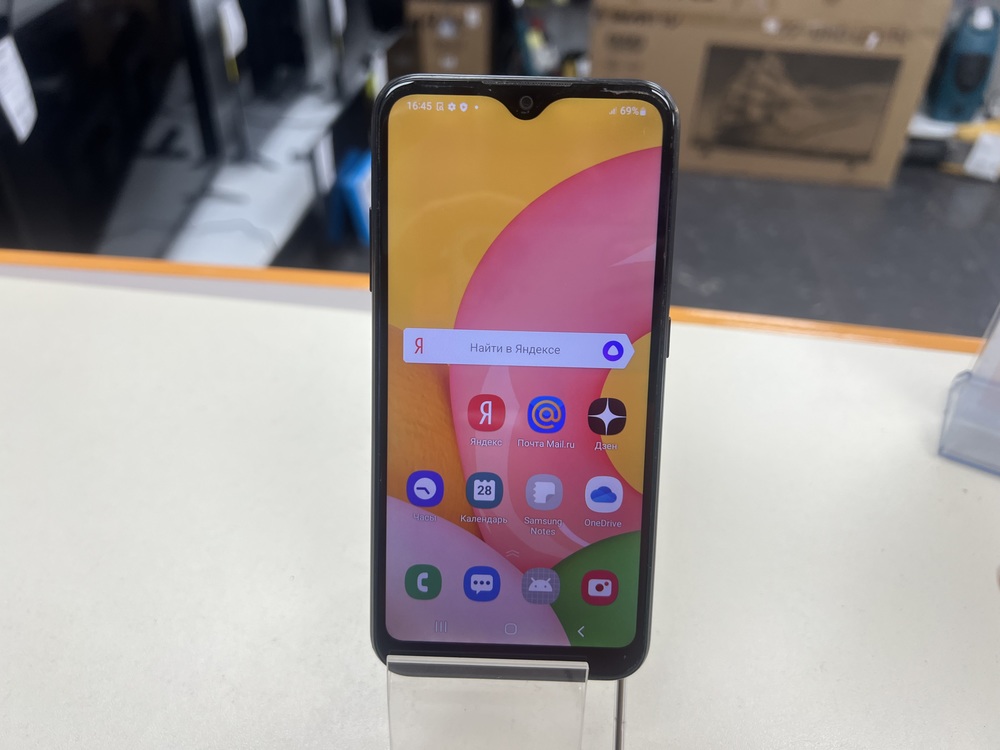 Смартфон Samsung Galaxy A01 2/16