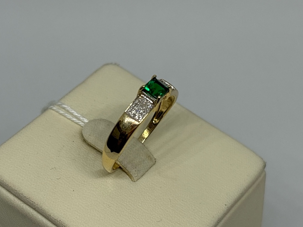 КОЛКМИ585 КОЛЬЦО С КАМНЯМИ (Au 585)