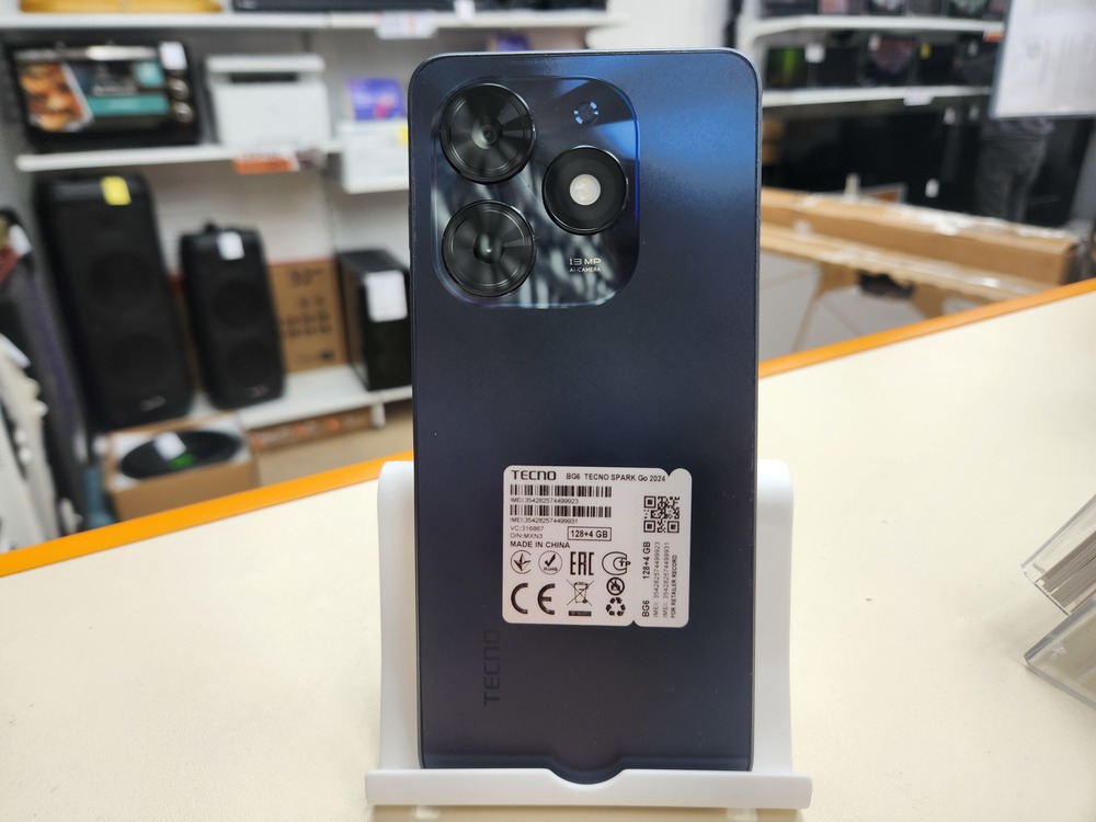 Смартфон Tecno Spark Go 2024 4/128