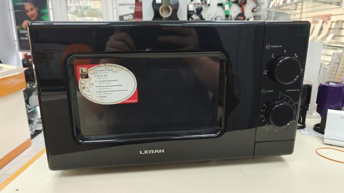 Микроволновая печь Leran FMO 20M22B